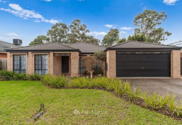 8 Arlene Drive, Skye